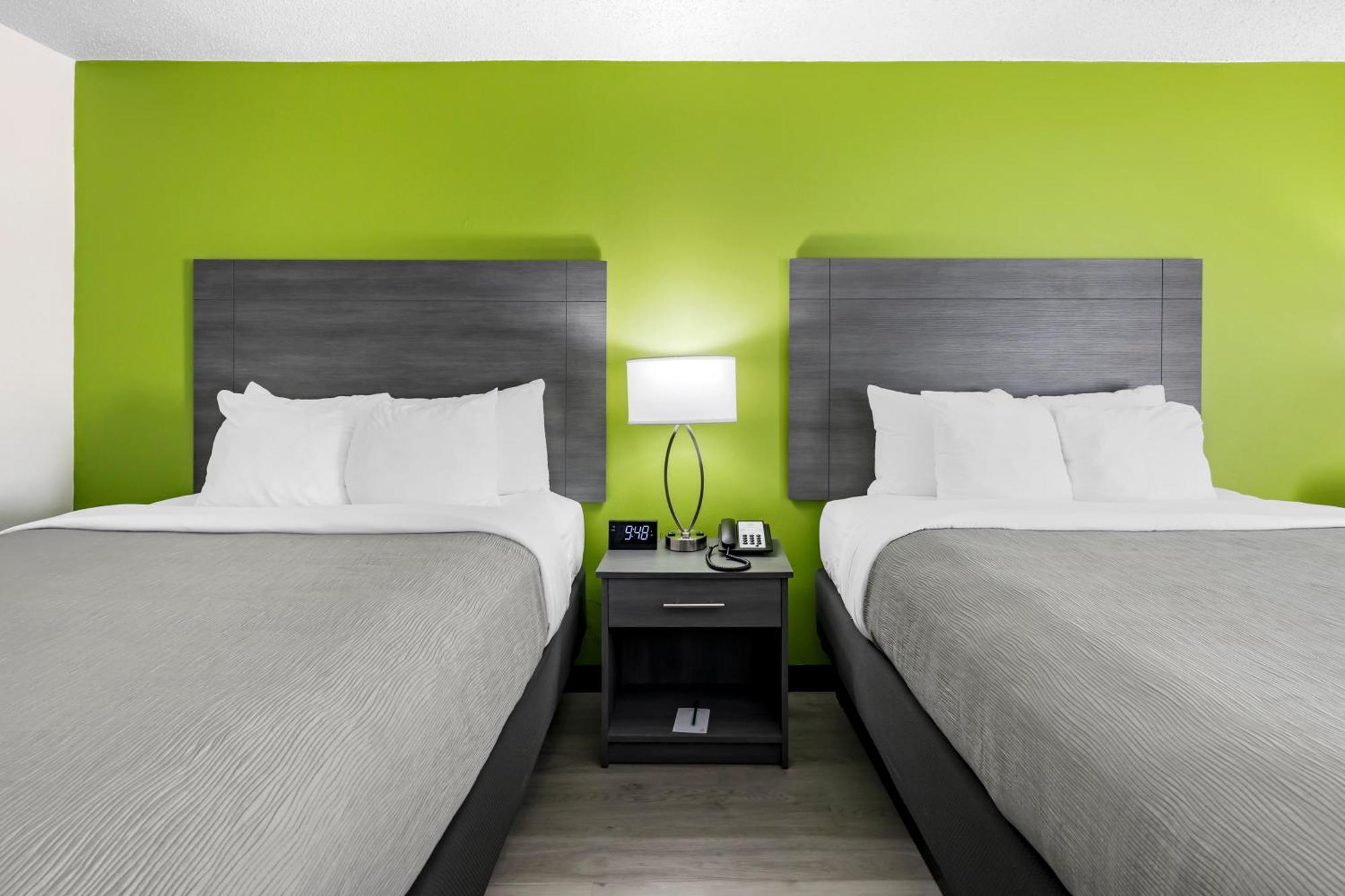 Quality Inn Clarksville - Exit 11 Екстериор снимка