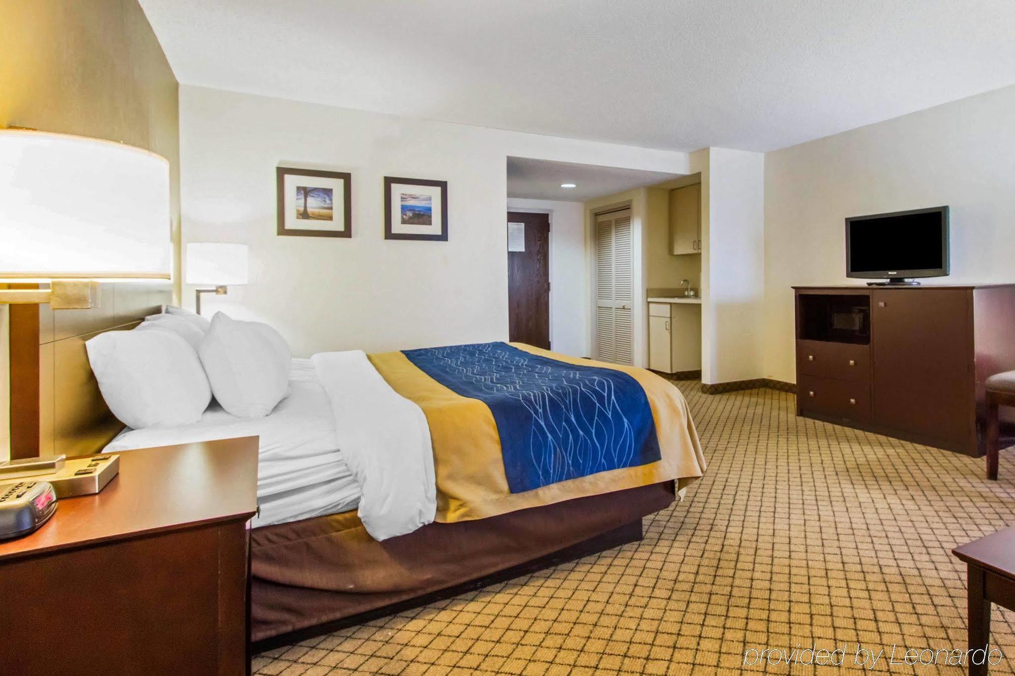 Quality Inn Clarksville - Exit 11 Екстериор снимка