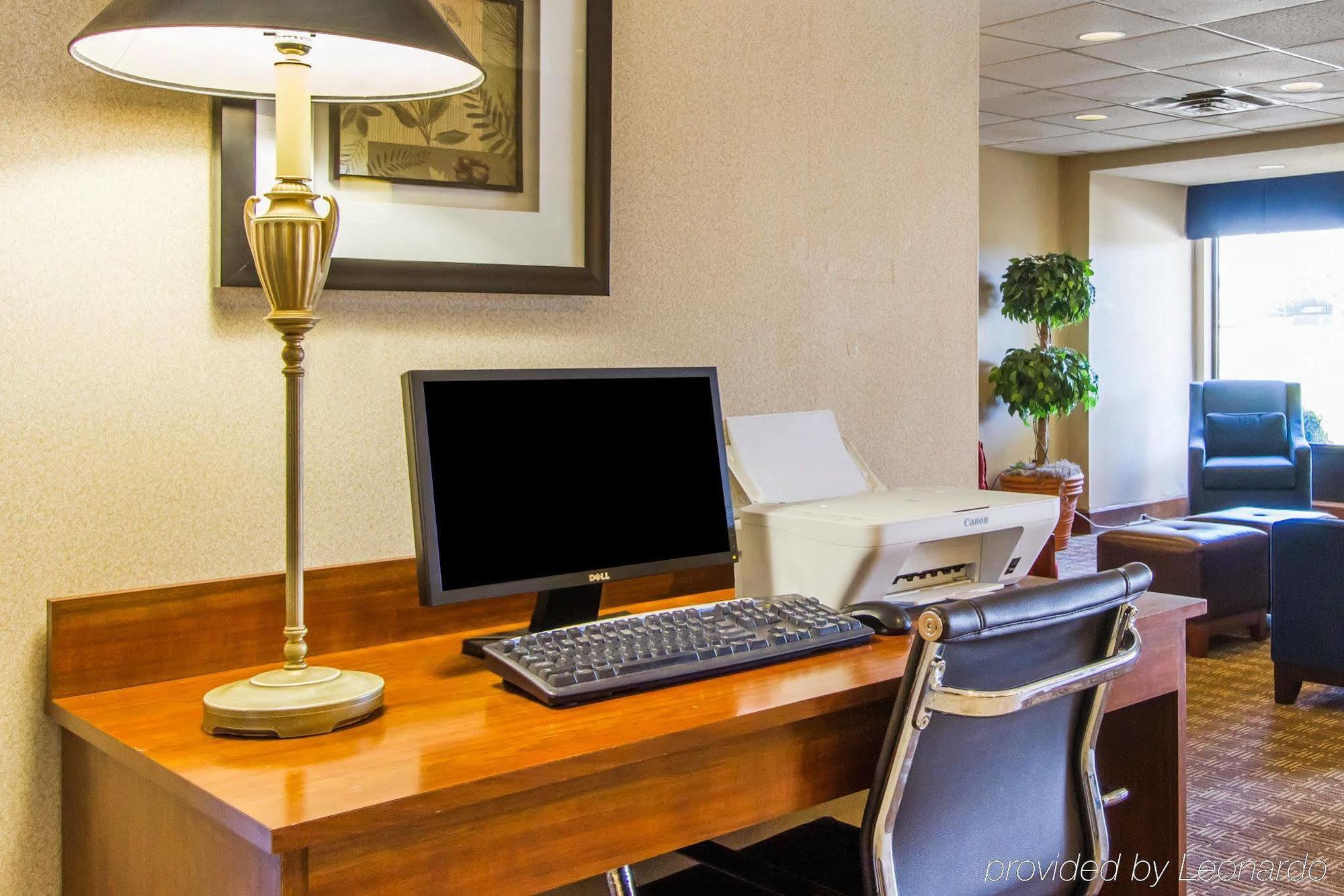 Quality Inn Clarksville - Exit 11 Екстериор снимка